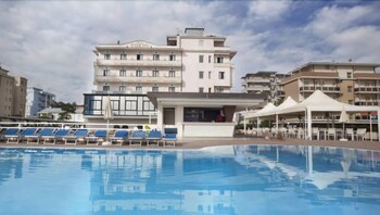 Prenota Hotel Tokio Home-Tokio Beach dependence