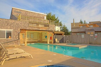 At The Crest Condos in Copalis Beach, Washington