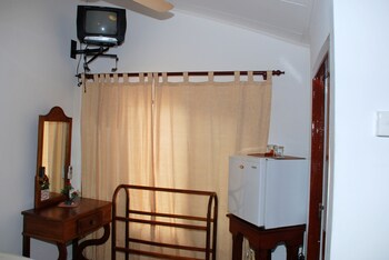 Pokój Junior, Łóżko podwójne, przy ogrodzie