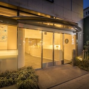 WBF 難波謝爾內爾飯店