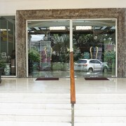 奧克特羅伊廣場飯店