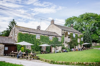 Lister Arms Lister Arms