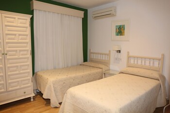 Hostal La Janda Hostal La Janda