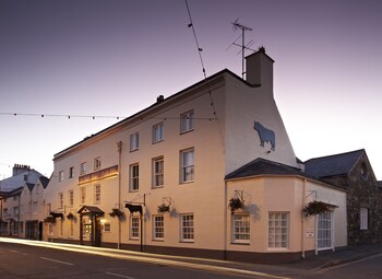 The Bull - Beaumaris The Bull - Beaumaris