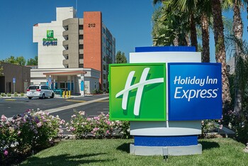 Holiday Inn Express Fullerton - Anaheim in Anaheim, California
