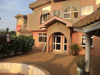 Crowne Plaza Hotel