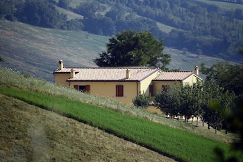 Casale Montesicuro Casale Montesicuro