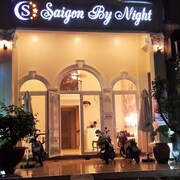 納顏 HCM 飯店
