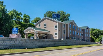 Cobblestone Hotel & Suites - Erie Cobblestone Hotel & Suites - Erie