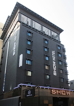 Show Hotel Show Hotel