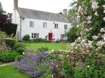 Hollamoor Farm B&B Hollamoor Farm B&B