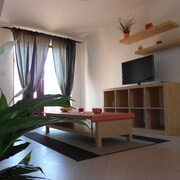 優思達諾拉曼公寓飯店
