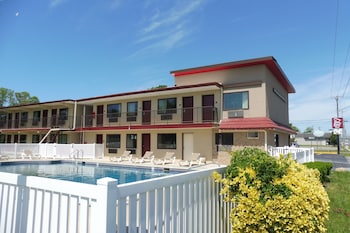 Pet Friendly Hotels Near Cape May Winery In From 179 Night Red Roof Inn Rio Grande