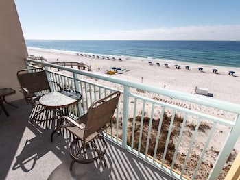 Pelican Isle 410 by RedAwning Pelican Isle 410 by RedAwning