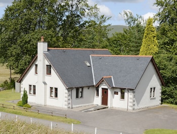 Factors Inn, Torlundy