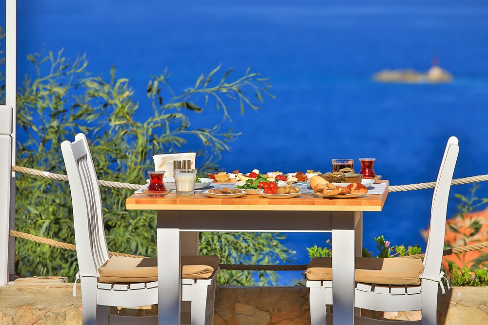 Hotel Mavilim Kas Price Address Reviews