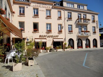 tarifs reservation hotels Logis Hôtel de Bretagne