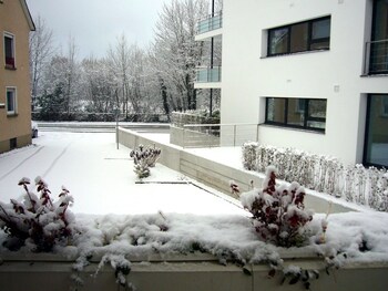 Friedrichshafen 9438 2 Br apts by RedAwning Friedrichshafen 9438 2 Br apts by RedAwning