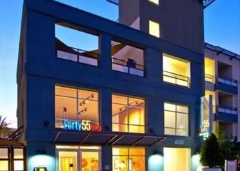 MDR Loft 1 Br condo by RedAwning MDR Loft 1 Br condo by RedAwning