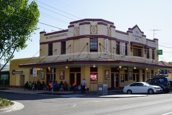 Sir Joseph Banks Hotel Sir Joseph Banks Hotel
