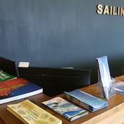 嬉風帆船旅店