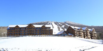 Burke Mountain Hotel & Conference Center in East Burke, Vermont