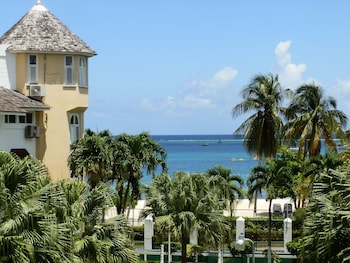 Sandcastles Beach Resort Sandcastles Beach Resort