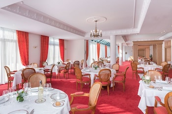 tarifs reservation hotels Villa Médicis Puteaux