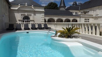 tarifs reservation hotels Château Pellisson