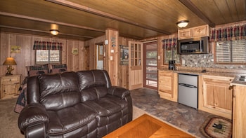 Canyon Cabins in Ruidoso, New Mexico