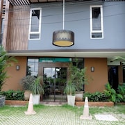 寧曼晚安飯店