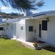 保羅瓦利斯酒與小屋旅館