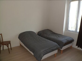 tarifs reservation hotels Café de la gare