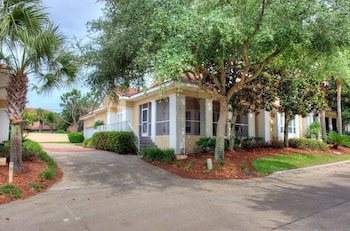 Captiva 3 Bedroom Apartment by BnD Captiva 3 Bedroom Apartment by BnD