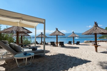 tarifs reservation hotels Isulella Hotel & restaurant