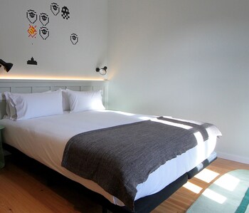 Complutum Hostel Complutum Hostel