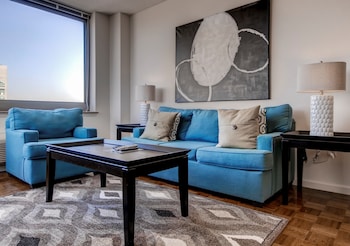 Global Luxury Suites at Raritan in Raritan, New Jersey