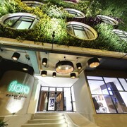 芙洛拉十字路口飯店