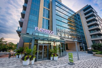 Global Luxury Suites in Bethesda in Bethesda, Maryland