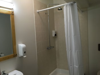 Small double room without kitchen facilities