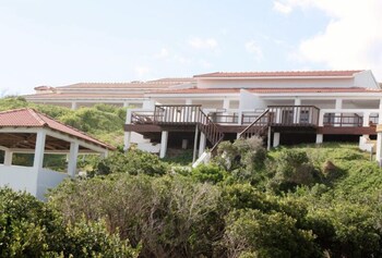 Reef Resort