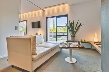 tarifs reservation hotels Hôtel b design & Spa
