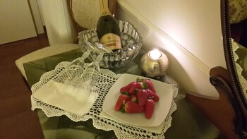 Apartament rodzinny typu Suite, balkon, widok na miasto