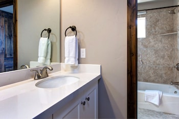 5BR Mountain Luxury in Park City by RedAwning in Heber City, Utah