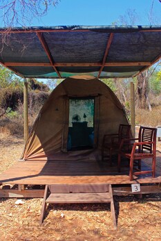 Namiot, wspólna łazienka (Mini Safari Tent (Twin))