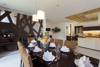 4 Bedrooms Private Pool Villa