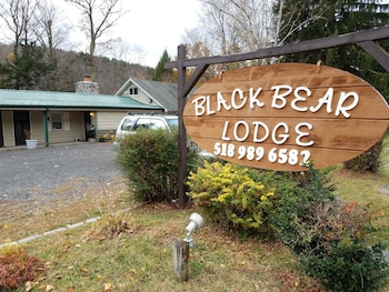 Black Bear Lodge in Prattsville, New York
