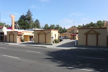 Budget Motel in Mountain View, California