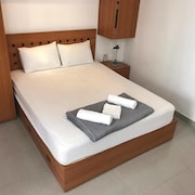 第一市角旅館