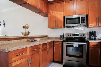 Apartament, 2 łóżka queen, dostęp do basenu, widok na góry
